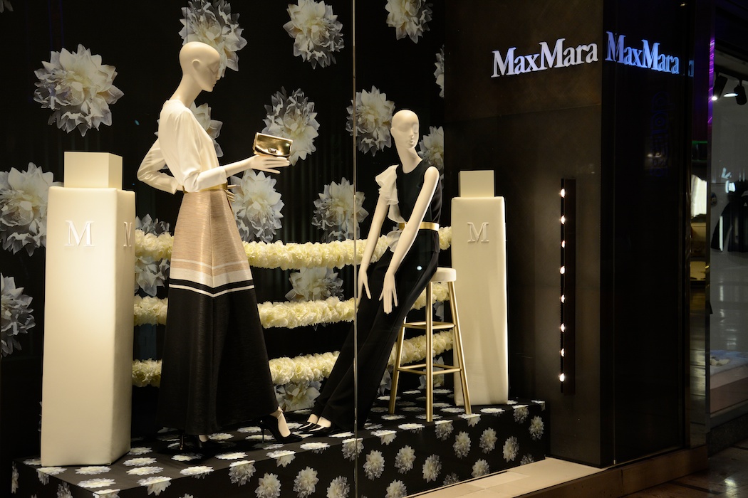 Weißer Blütenzauber, Max Mara/Mailand